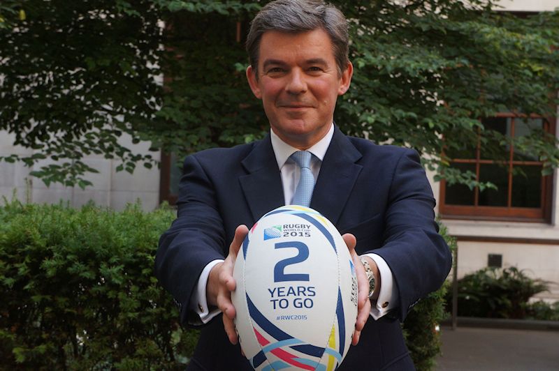 Hugh Robertson celebrates 2 years to go until the Rugby World Cup 2015
